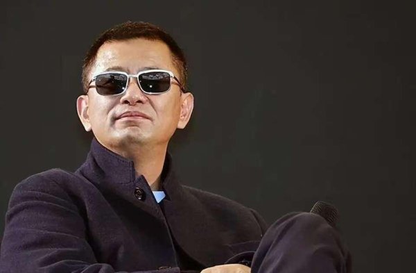 配资交易宝 青年编剧曝剧组录音，王家卫言论被推上热搜，唐嫣、刘诗诗被波及